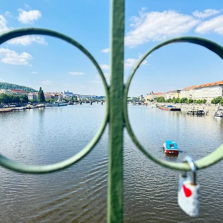 Free Parking - Cozy Apartment Near Vysehrad Railway Bridge Praha Bagian luar foto