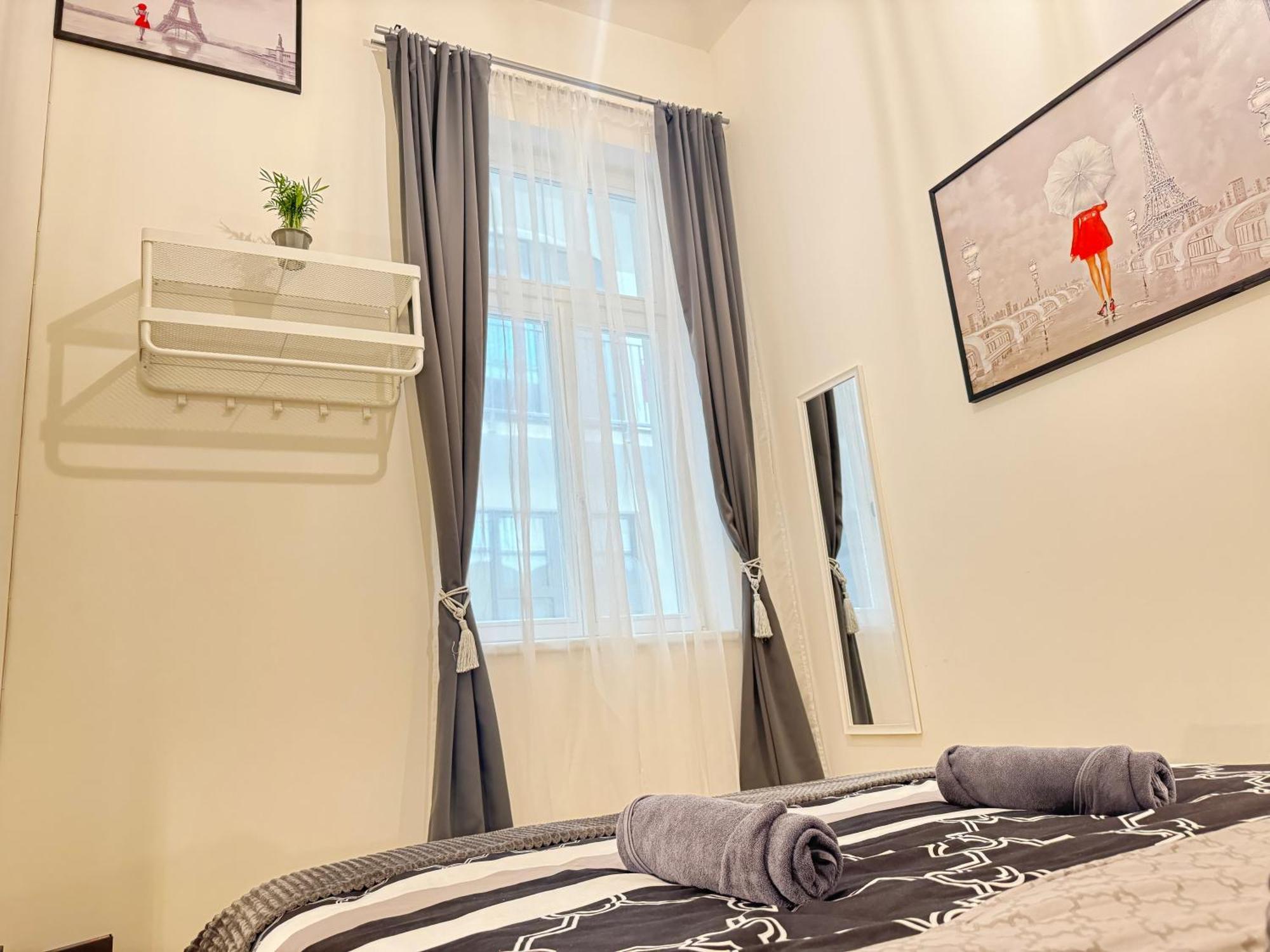 Free Parking - Cozy Apartment Near Vysehrad Railway Bridge Praha Bagian luar foto
