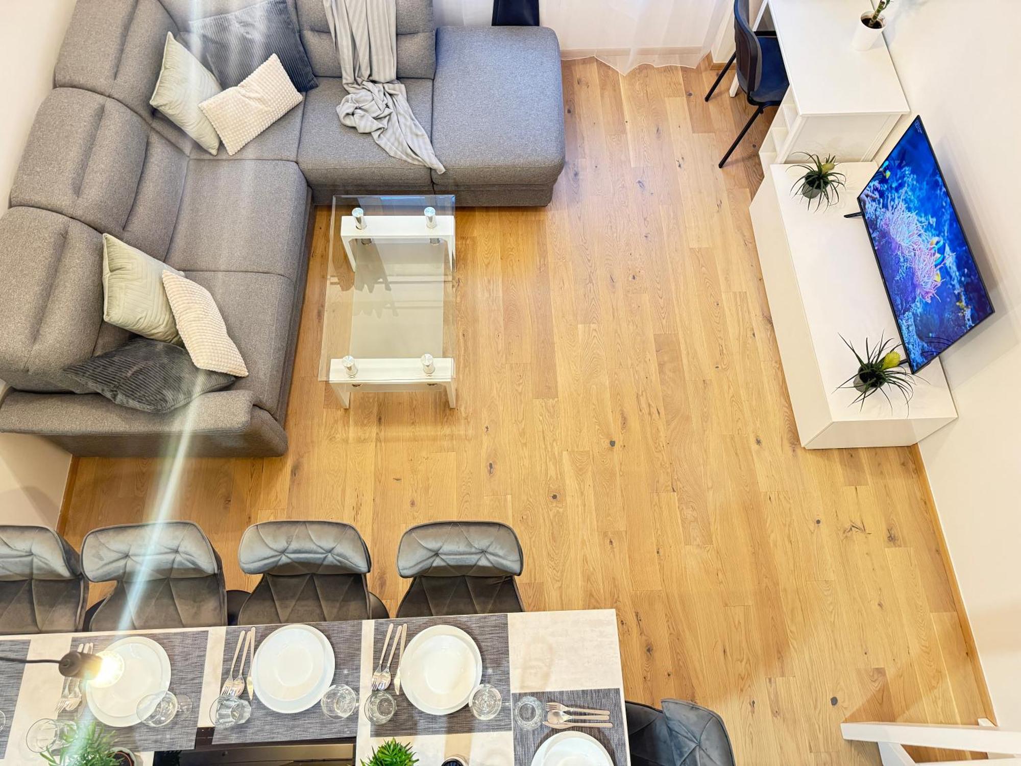 Free Parking - Cozy Apartment Near Vysehrad Railway Bridge Praha Bagian luar foto