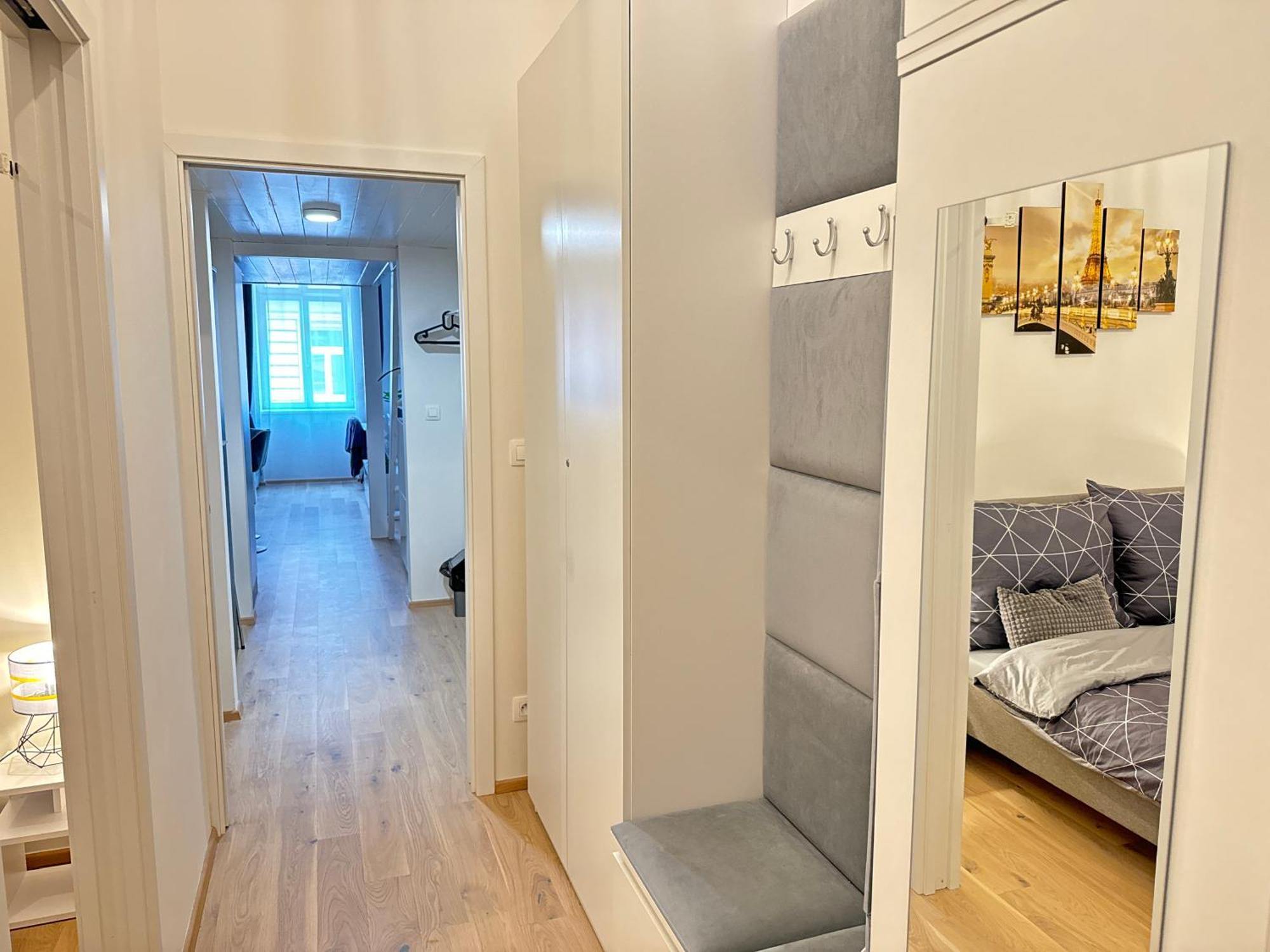 Free Parking - Cozy Apartment Near Vysehrad Railway Bridge Praha Bagian luar foto