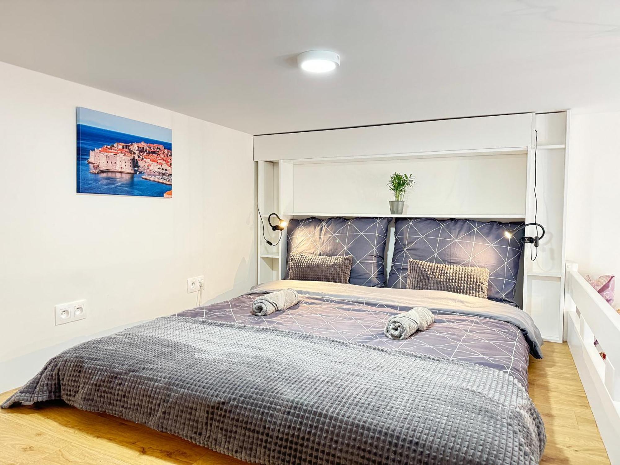 Free Parking - Cozy Apartment Near Vysehrad Railway Bridge Praha Bagian luar foto
