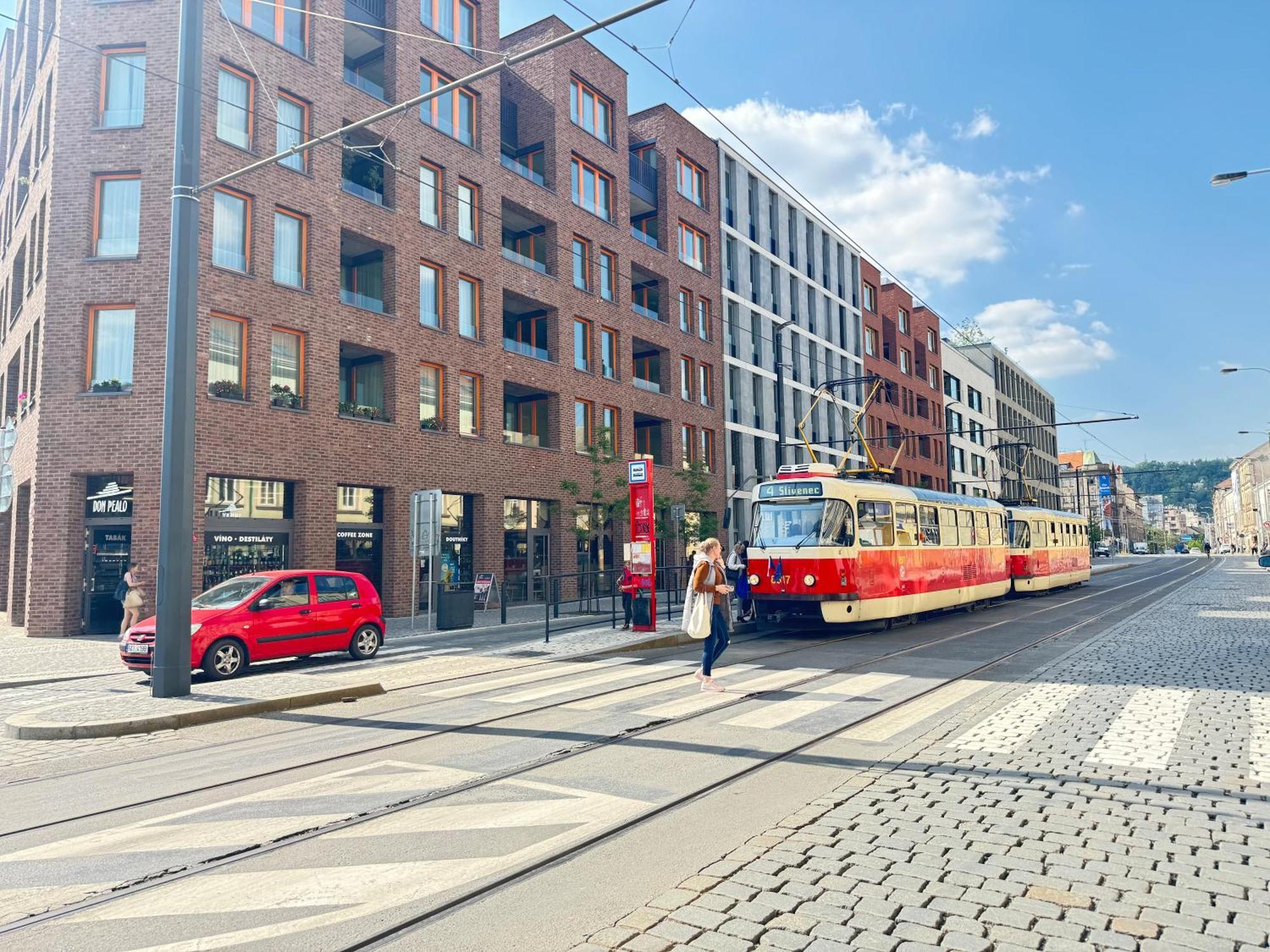 Free Parking - Cozy Apartment Near Vysehrad Railway Bridge Praha Bagian luar foto